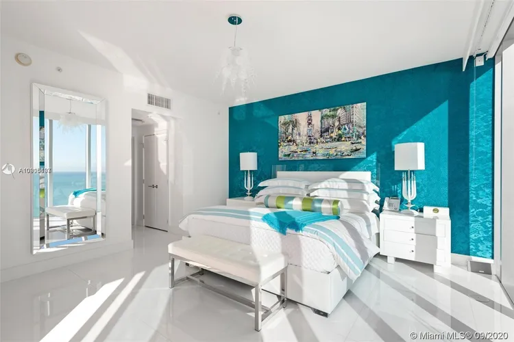 Carillon Condo North Tower #2308 image #20