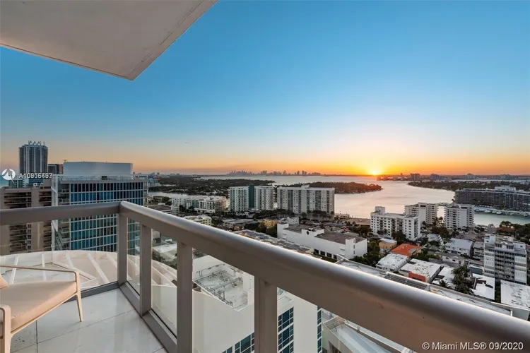 Carillon Condo North Tower #2308 image #37