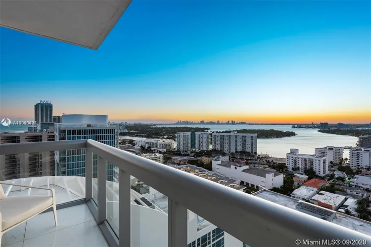 Carillon Condo North Tower #2308 image #40