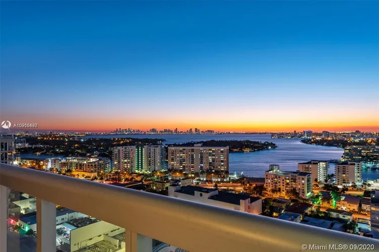 Carillon Condo North Tower #2308 image #49