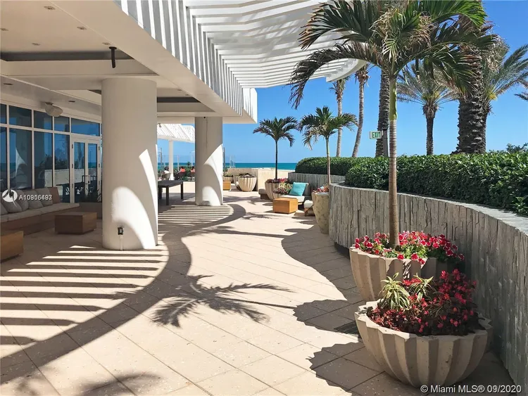 Carillon Condo North Tower #2308 image #71