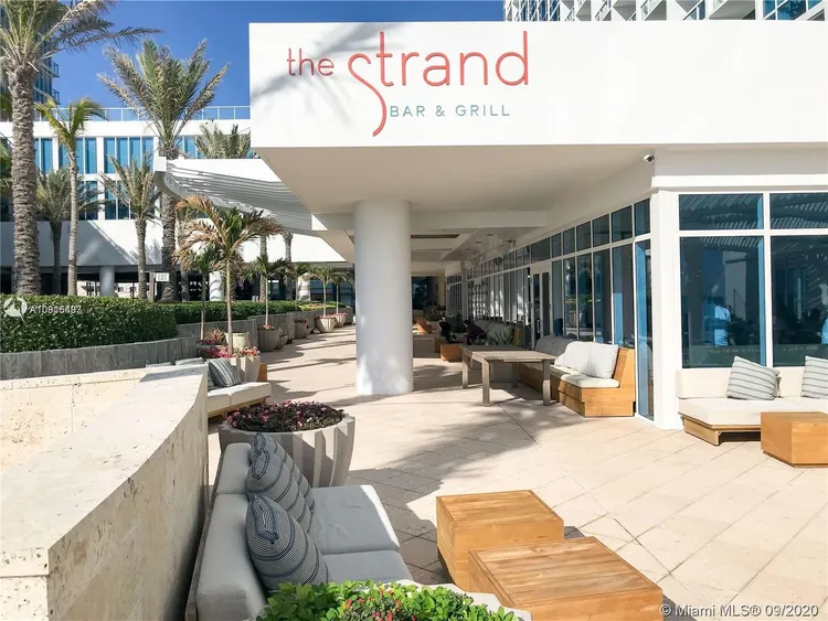 Carillon Condo North Tower #2308 image #72