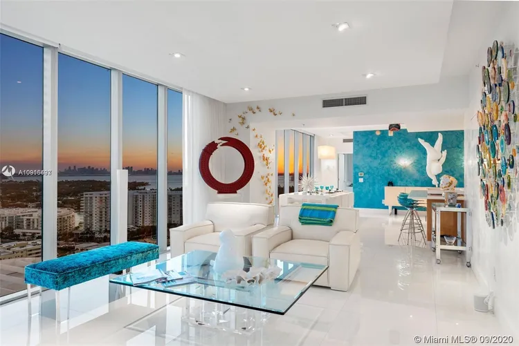 Carillon Condo North Tower #2308 image #8