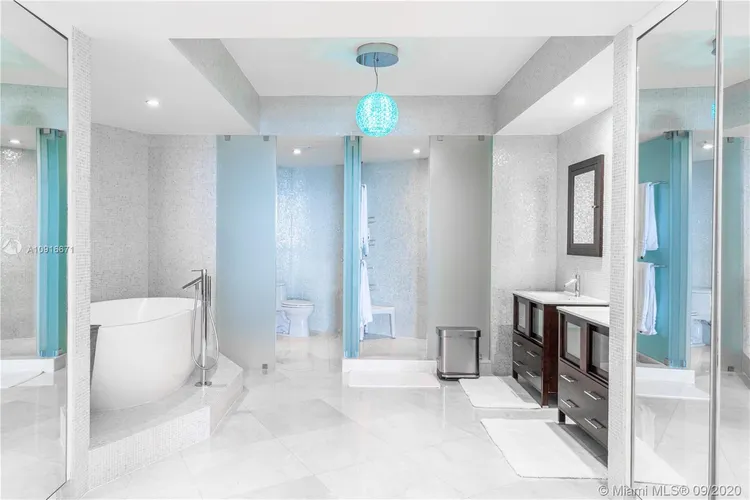 Portofino Tower #4206 image #17