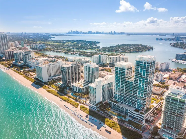 Carillon Condo North Tower #1001 image #18