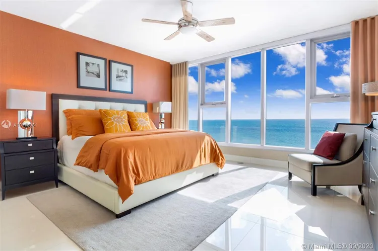 Carillon Condo North Tower #1001 image #9