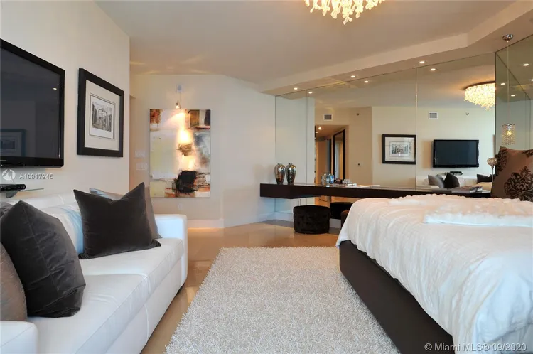 Trump Hollywood #1802 image #16