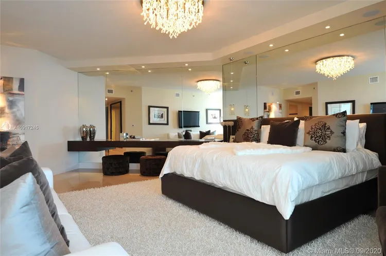 Trump Hollywood #1802 image #17