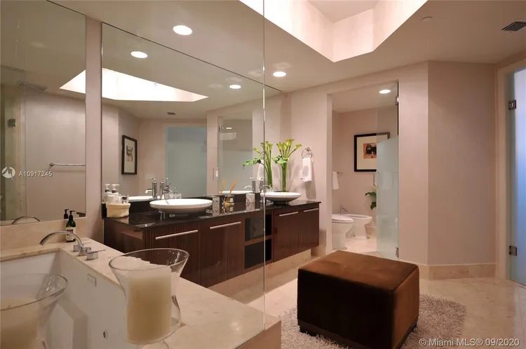 Trump Hollywood #1802 image #18