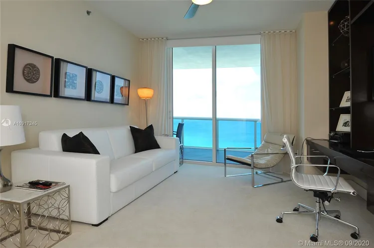 Trump Hollywood #1802 image #19