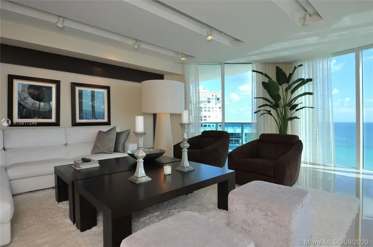 Trump Hollywood #1802 image #7