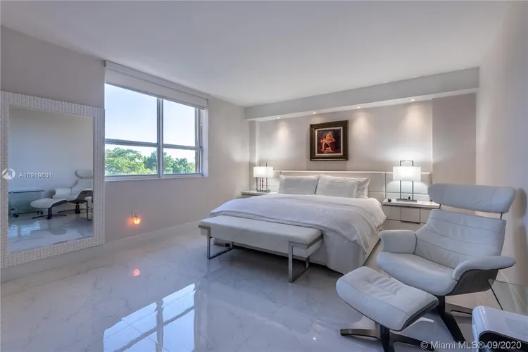 The Plaza of Bal Harbour #507 image #13