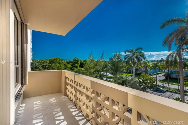 The Plaza of Bal Harbour #507 image #21