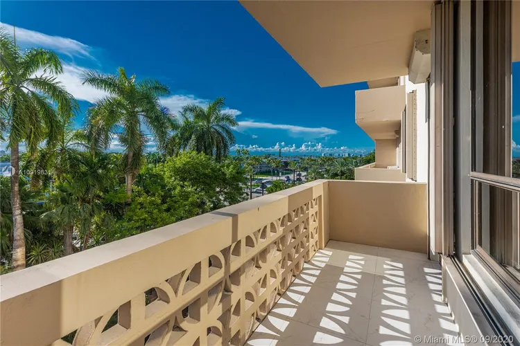 The Plaza of Bal Harbour #507 image #22