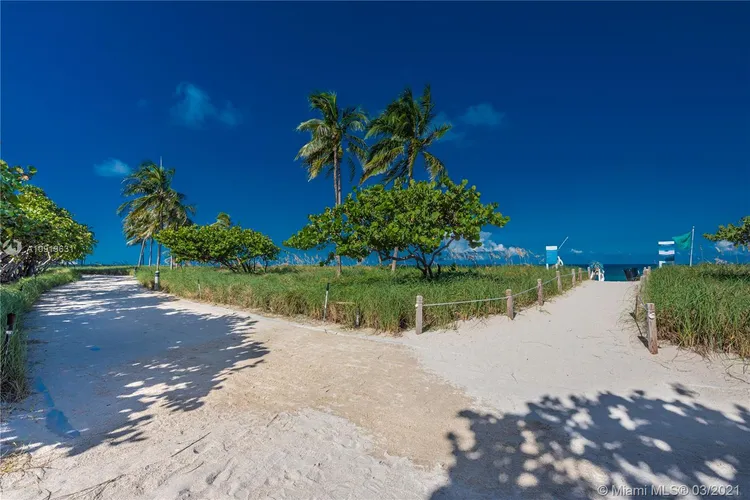 The Plaza of Bal Harbour #507 image #26