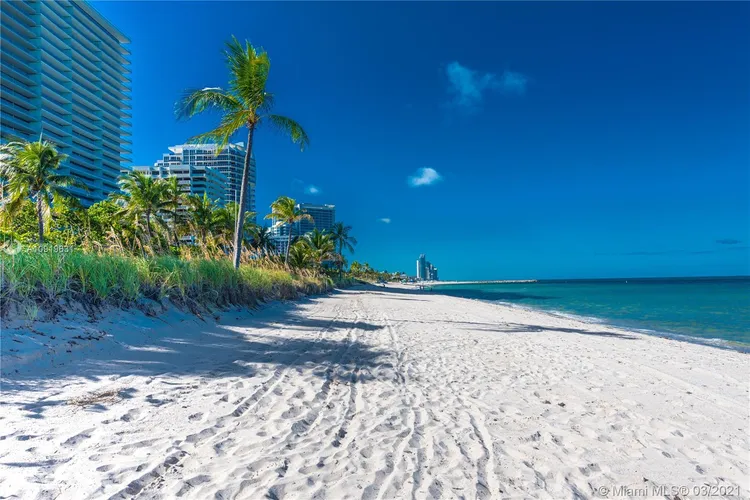 The Plaza of Bal Harbour #507 image #28