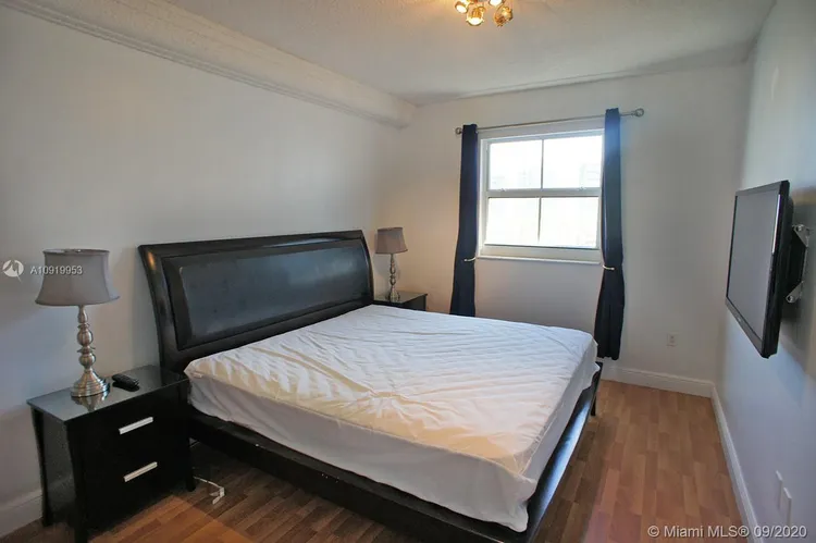 Fortune House #1106 image #10