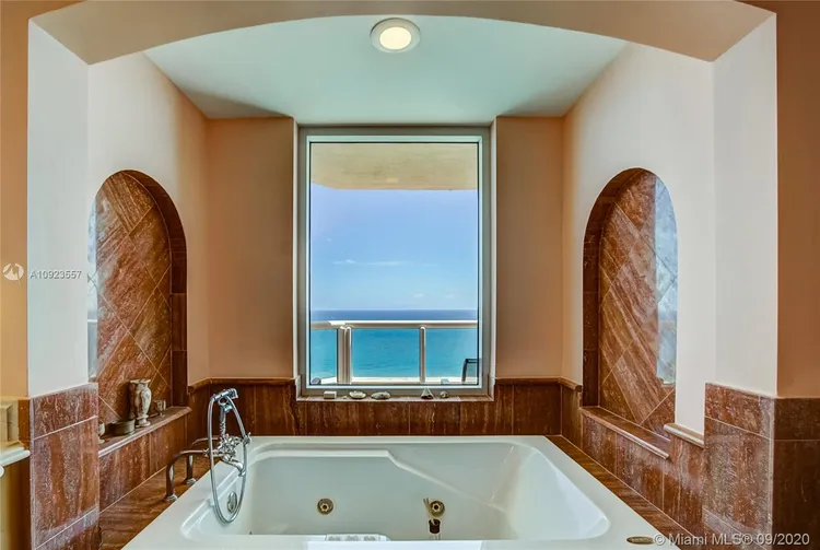 Acqualina #3401 image #20