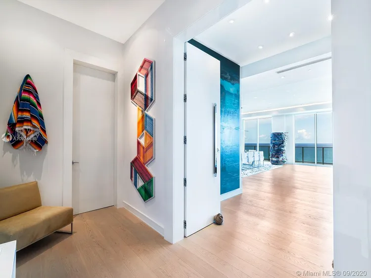 Apogee Beach #2401 image #9