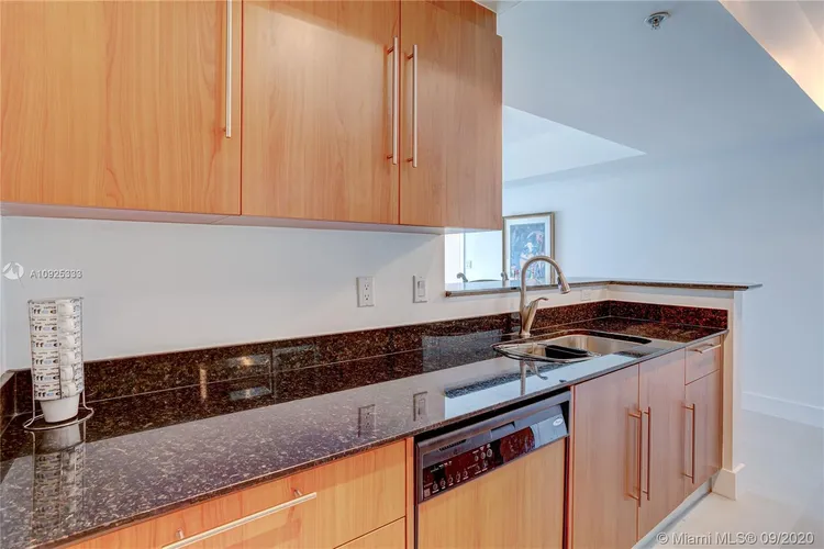 One Miami #1821 image #10