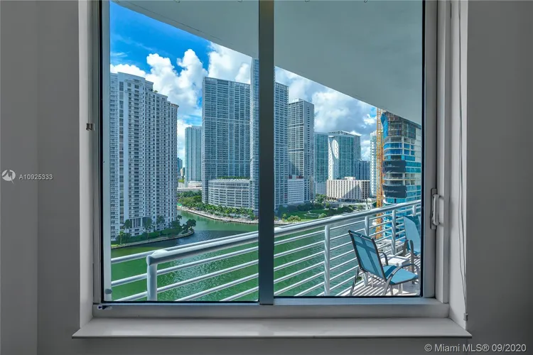 One Miami #1821 image #28