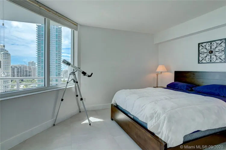 One Miami #1821 image #31