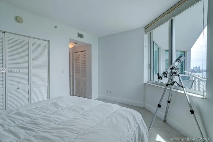 One Miami #1821 image #35