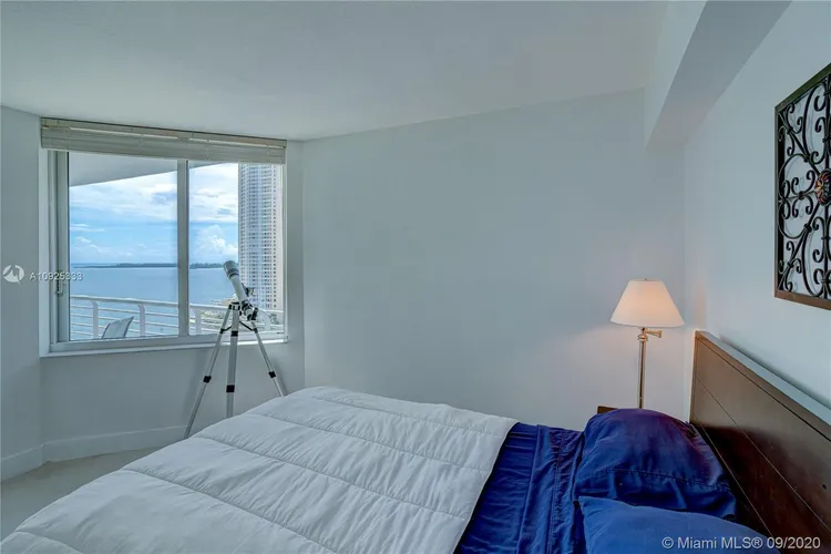 One Miami #1821 image #36