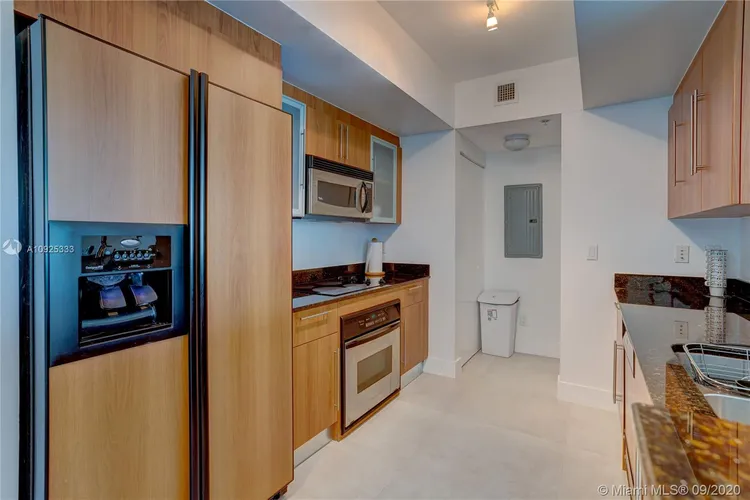 One Miami #1821 image #7