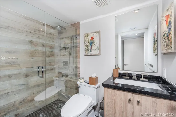 Sunset Harbour South #1410 image #28