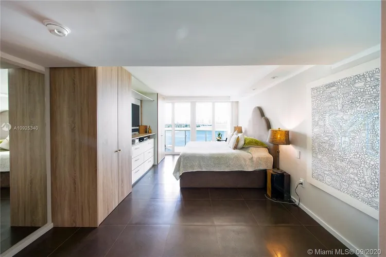 Sunset Harbour South #1410 image #37