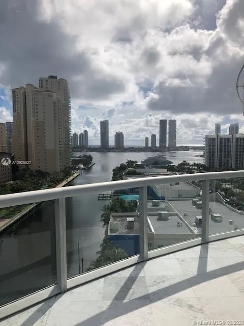 Atrium #2-1202 image #16