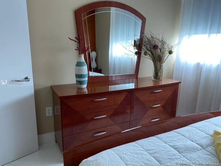 Atrium #2-1202 image #28