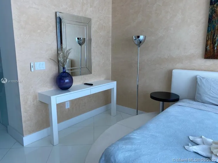 Atrium #2-1202 image #30