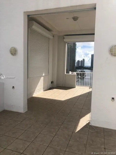 Atrium #2-1202 image #9