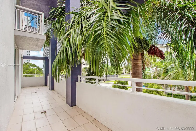 1800 Biscayne Plaza #205 image #10