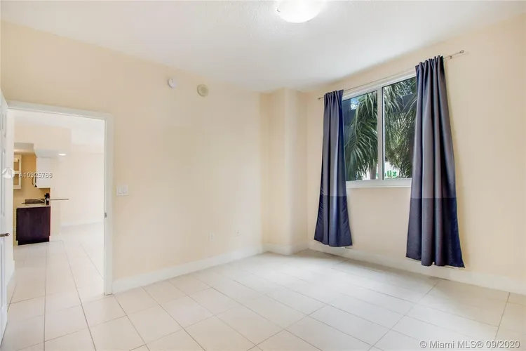 1800 Biscayne Plaza #205 image #12