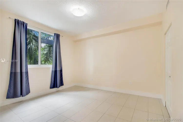 1800 Biscayne Plaza #205 image #14