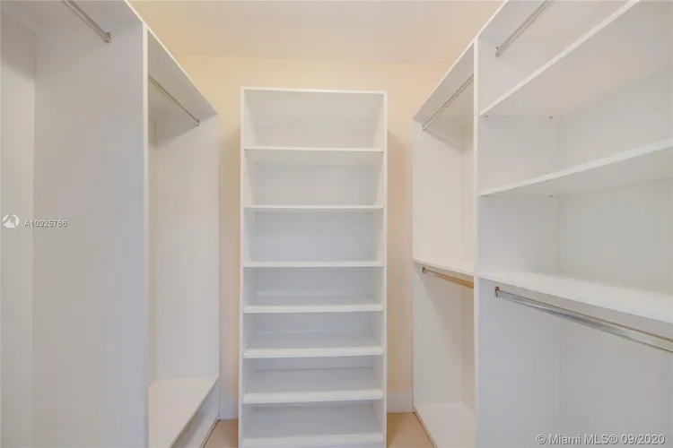 1800 Biscayne Plaza #205 image #15