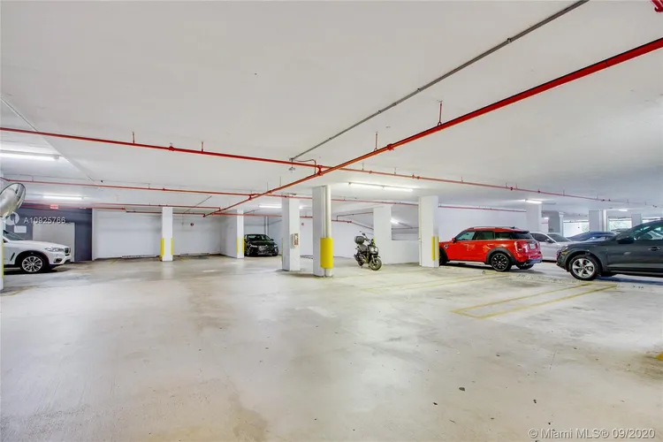 1800 Biscayne Plaza #205 image #18