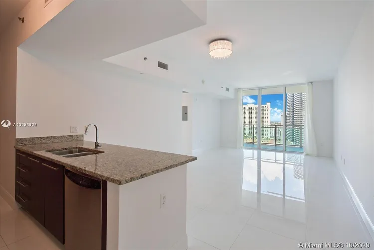 The Plaza on Brickell North #2501 image #10