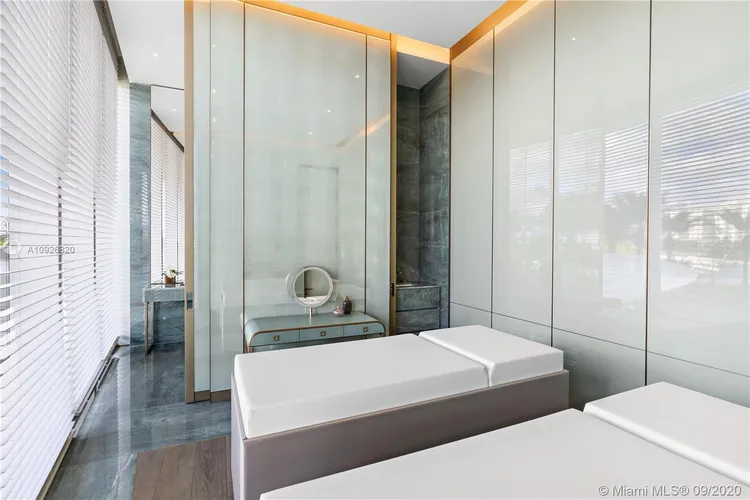 Residences by Armani Casa #4504 image #27