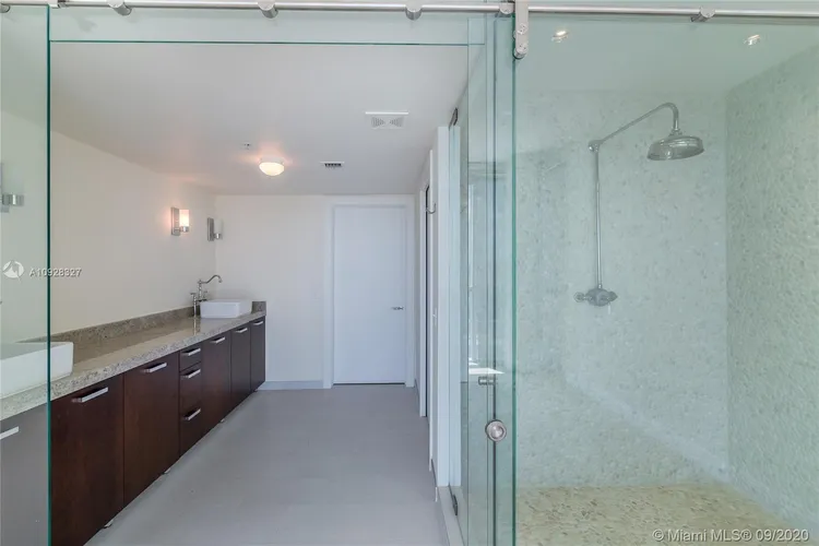 IOS on the Bay #413 image #9