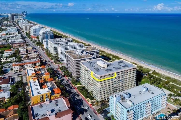 Champlain Towers East #12G image #13