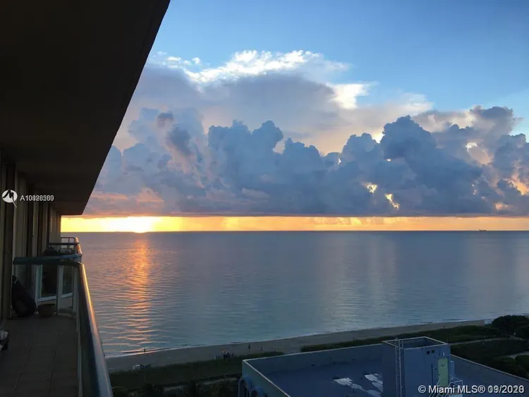 Champlain Towers East #12G image #16