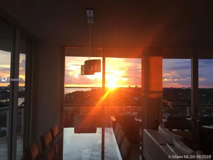 Champlain Towers East #12G image #17