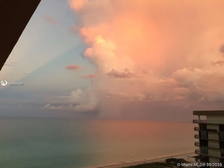 Champlain Towers East #12G image #19