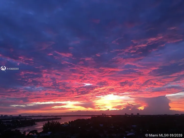 Champlain Towers East #12G image #21