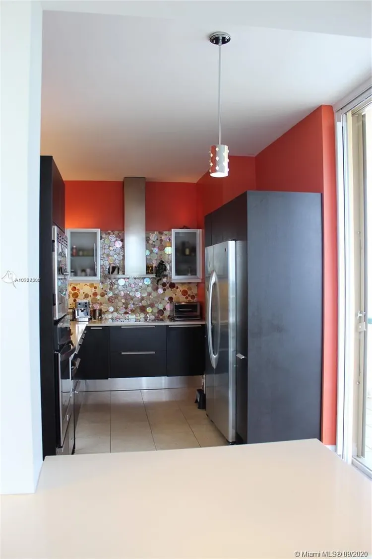 Champlain Towers East #12G image #7