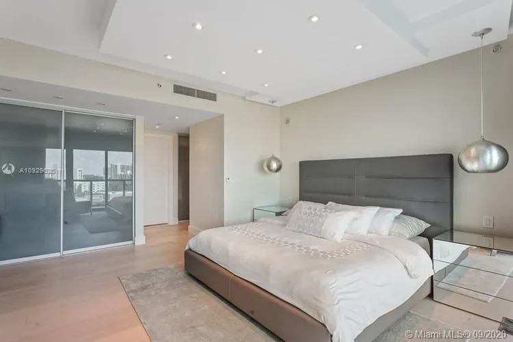 Jade Beach #908 image #10